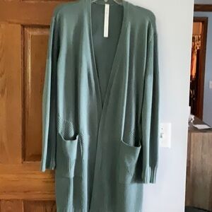 Lululemon large long sweater. Hunter Green.